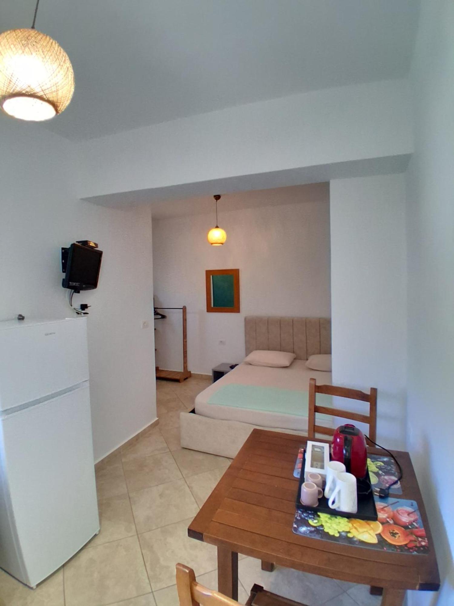Rooms With View Himare Room photo