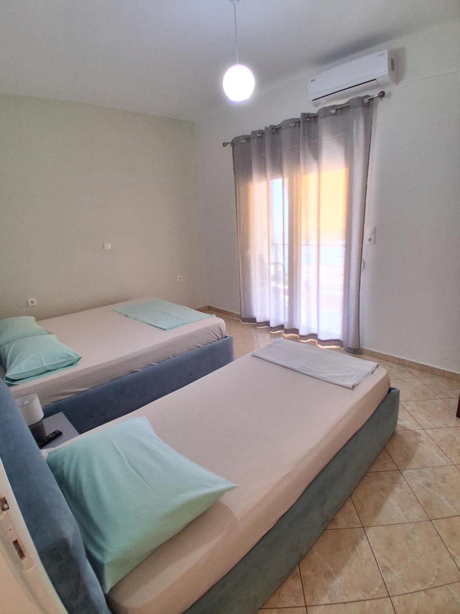 Rooms With View Himare Room photo